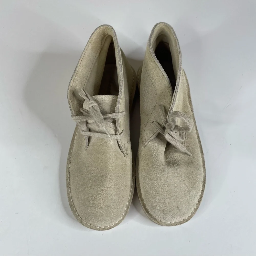 Bata‎ Suede Chukka Boots Size 6